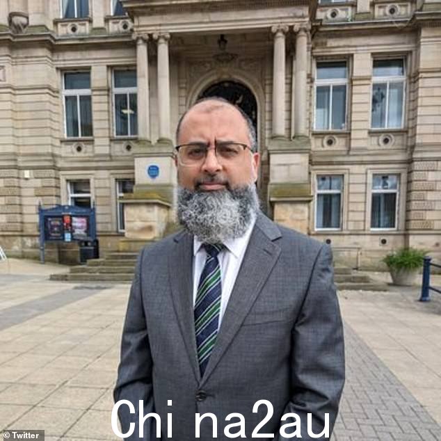 Iqbal Mohamed 是杜斯伯里和巴特利的议员