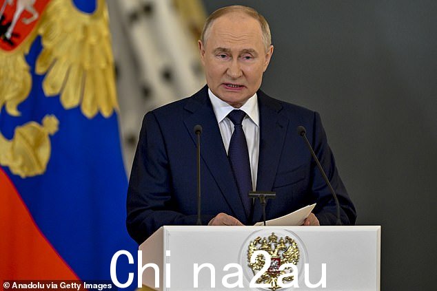俄罗斯总统弗拉基米尔·普京于 2024 年 7 月 9 日在莫斯科合影