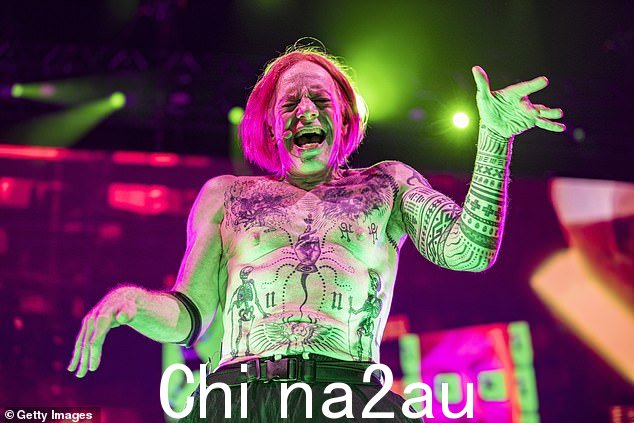 阿巴迪正在起诉艾夫曼(2023 年 8 月在加利福尼亚州丘拉维斯塔拍摄),因为艾夫曼否认了她的说法,即他在她面前多次自慰,并向她赠送了一杯装满精液的马提尼酒。 2023 年滚石故事