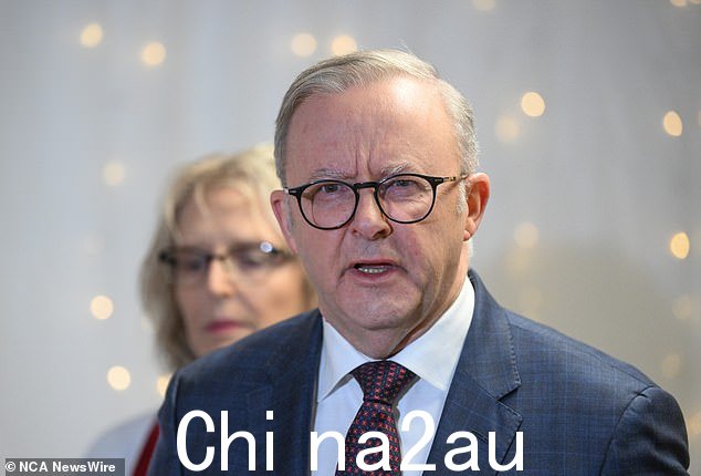 Albanese 先生于周五晚上召开政府领导人紧急会议