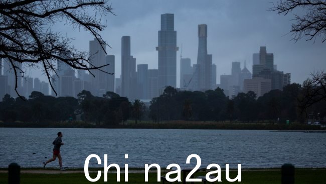 墨尔本居民将迎来一个寒冷多风的下午。图片:NCA NewsWire / Paul Jeffers
