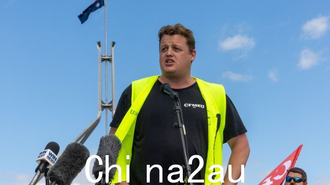 CFMEU 国家秘书扎克·史密斯 (Zach Smith) 宣布了一项新的工会代表国家行为准则,试图杜绝“令人深感担忧”的不当行为。图片:NCA NewsWire / Gary Ramage