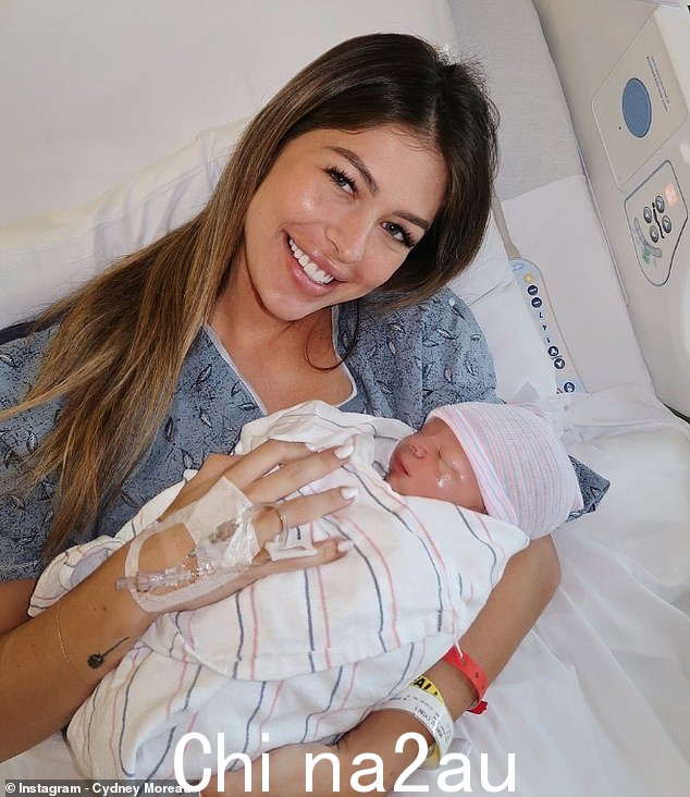 本周早些时候,运动员与模特 Cydney Moreau 迎来了一个名叫 Ace 的男婴