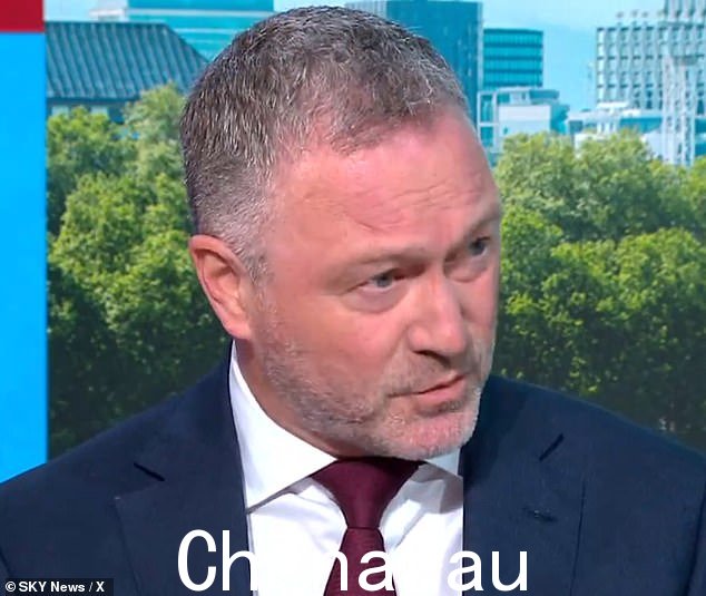 环境大臣史蒂夫·里德 (Steve Reed) 表示,当他被问及可能的税收变化时,政府“不会回避艰难的决定”