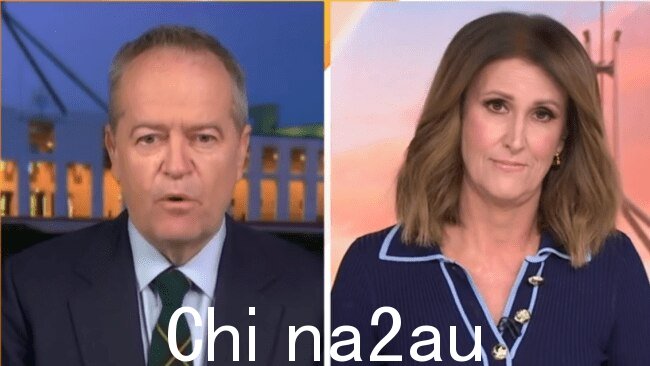 Sunrise 主持人娜塔莉·巴尔 (Natalie Barr) 与前工党领袖比尔·肖顿 (Bill Shorten) 就政府部长级改组问题发生激烈冲突。图片来源:七网=