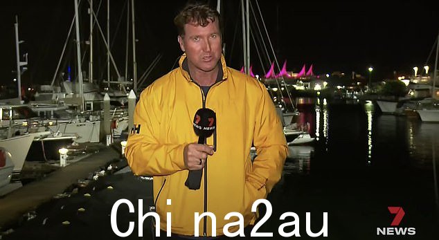Burt 在周六展示了他的最后一个天气片段,并在结束时瞄准了网络