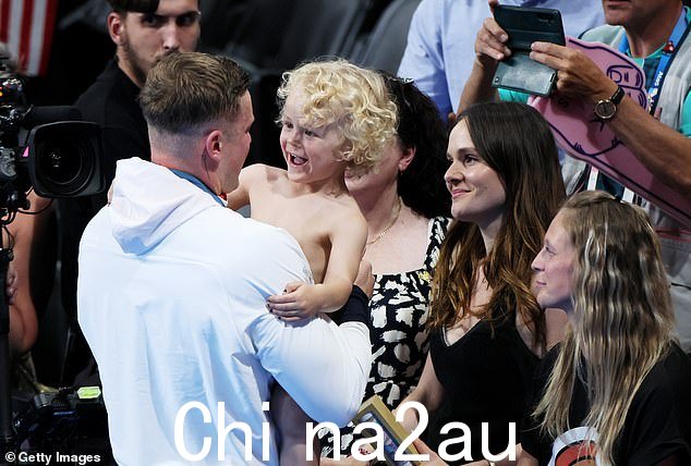 Peaty 与美国世界冠军 Nic Fink 一起以 59.05 秒的成绩分享银牌,而他的中国对手秦海洋则获得第七名
