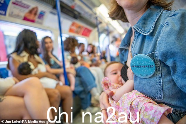 除了吸奶器及其各种集乳产品外,Elvie 还生产骨盆底训练设备