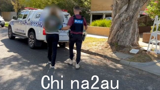 检查员布雷特·科洛表示,菲利普港警方取得了“出色”的成果,并查获了“大量”毒品。图片:维多利亚警察局