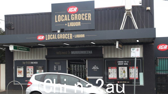 IGA 证明澳大利亚人也可以通过大幅降低价格来节省成本和结帐承诺“每天低价”,提供超过 3000 种必需食品。图片:David Crosling