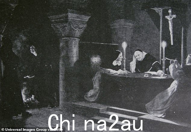神圣宗教裁判所法庭,俗称西班牙宗教裁判所,由天主教君主阿拉贡的斐迪南二世和卡斯蒂利亚的伊莎贝拉一世于 1478 年建立。其目的是在其王国中维护天主教正统观念,并取代教皇控制下的中世纪宗教裁判所