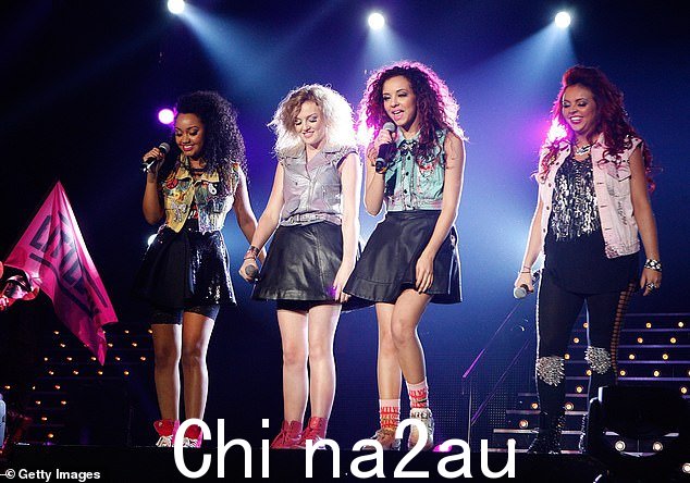 Little Mix 于 2011 年 X Factor 期间组建。每个人都单独试镜,但西蒙·考威尔 (Simon Cowell) 聚集在一起,因为他相信他们在一起更强大(2012 年拍摄)