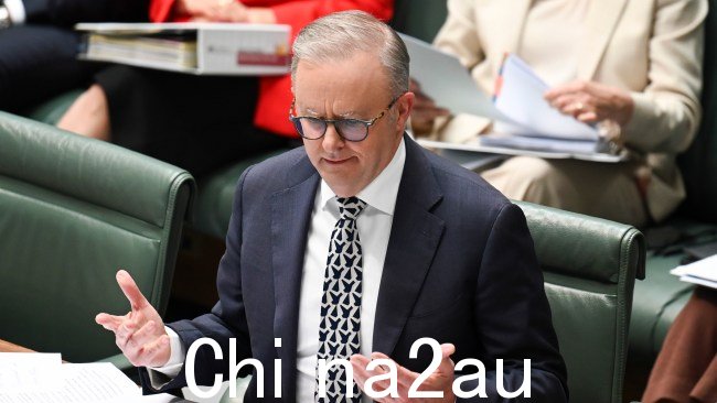国家党领袖戴维·利特尔普劳德 (David Littleproud) 在一次农业晚宴上开了一个下流的牲畜笑话后,呼吁总理向活畜出口行业道歉。图片:NewsWire / Martin Ollman