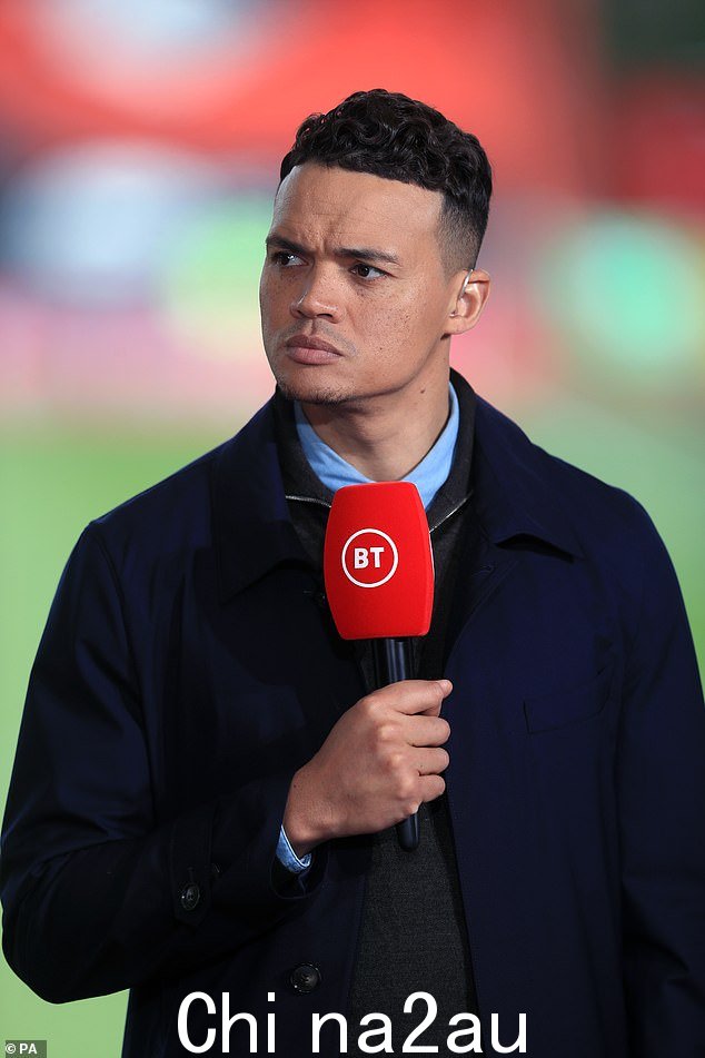除了出现在 One Show 上之外,杰纳斯还作为 BT Sport 的评论员而出名(照片拍摄于 2021 年 3 月,不久之后他就获得了 BT Sport 的永久位置) One Show)