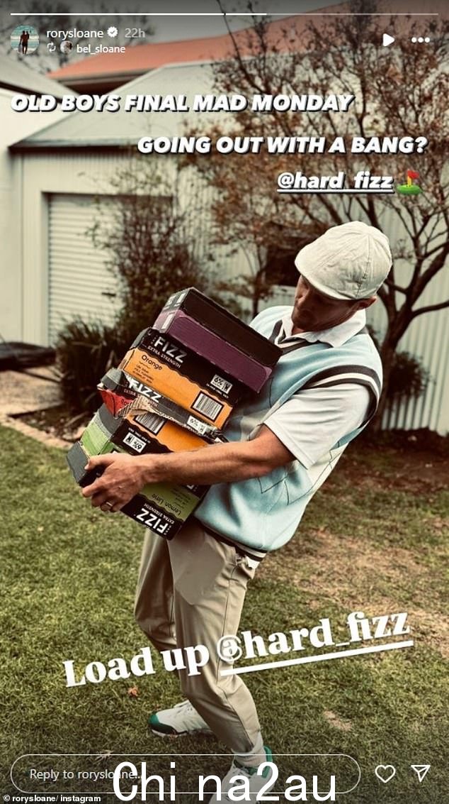 退休伟大的 Rory Sloane 被发现拿着四箱硬菲兹 - 他是该品牌的所有者大使