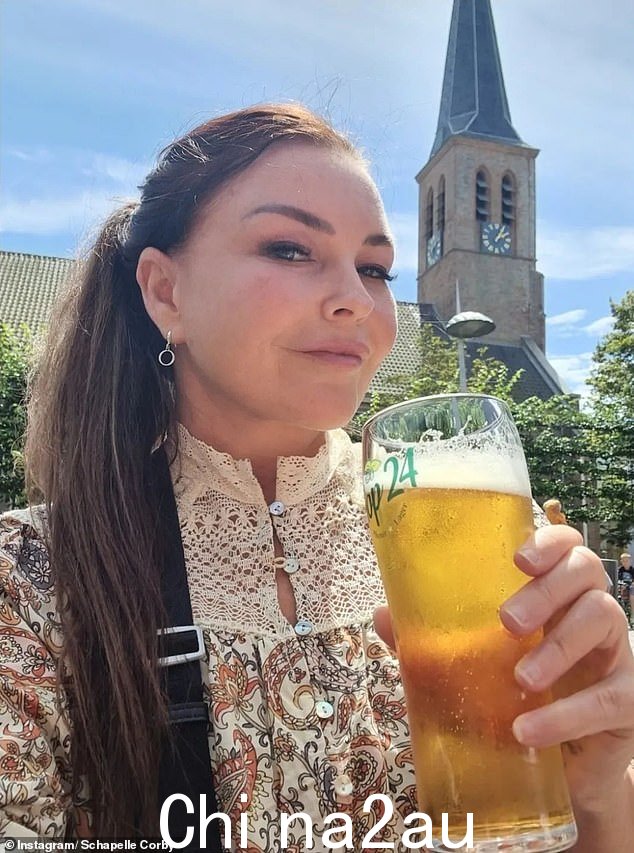 Schapelle Corby(如图)在一生难忘的假期中环游欧洲。这位被定罪的毒品走私犯转型为手工钟表匠,在巴黎呆了一段时间,目前在阿姆斯特丹。荷兰