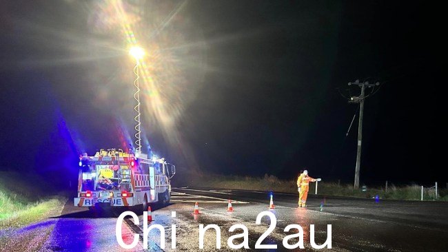 塔斯马尼亚州紧急服务部门警告德文特河附近社区的居民“立即撤离”天气继续袭击南部各州。图片:塔斯马尼亚 SES Kentish Unit