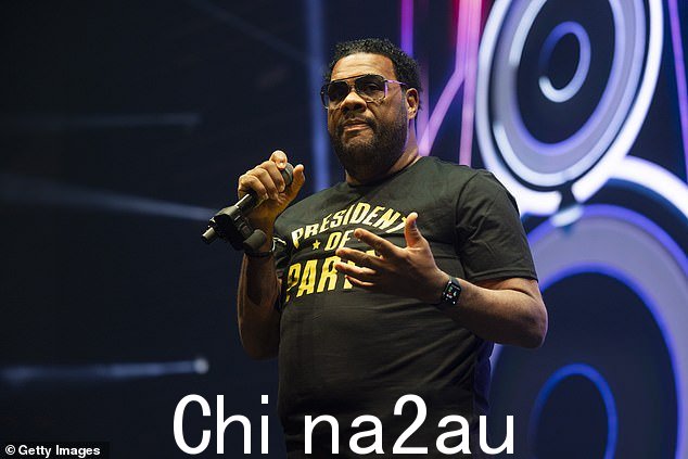 电台主持人 Kyle 和 Jackie O 透露了美国说唱歌手 Fatman Scoop 周末在美国舞台上不幸去世后令人毛骨悚然的遗言