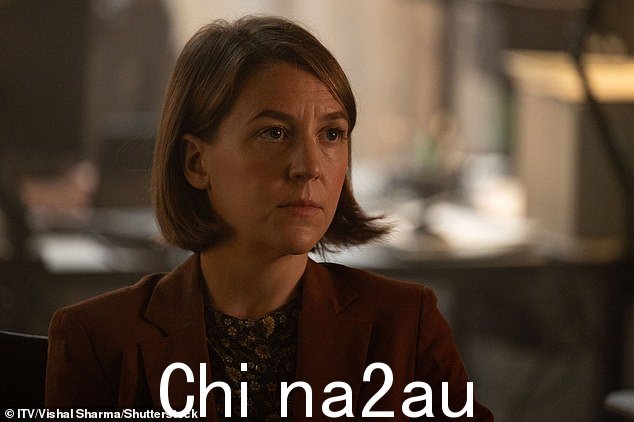 三个帮派争夺控制权,十几岁的送货员都拿着僵尸刀