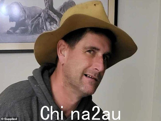 Kent Albert Stephenson,51 岁,被指控犯有 13 项性犯罪,其中包括 8 项强奸罪、2 项强奸未遂罪和 3 项性接触罪