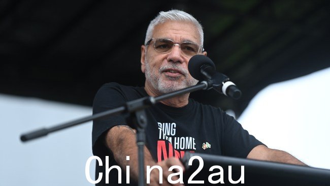 Warren Mundine 针对封锁郡所有水道的行为,指责普利伯塞克女士通过支持佩顿女士公司提出的要求来倾听“疯狂的疯狂”。图片:Jeremy Piper