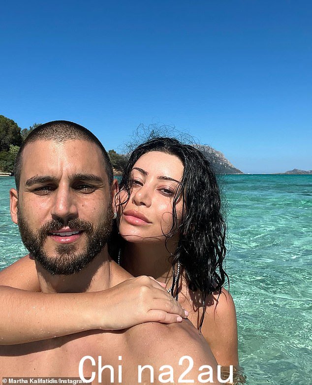 Martha,36 岁,目前与 33 岁的未婚妻 Michael Brunelli 以及他们 18 个月大的儿子 Lucius 一起住在她父母 Mary 和 Theo 在墨尔本的家中
