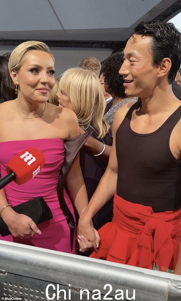 “我认为当我因癌症诊断而为自己的生命而奋斗,并且我只是梦想着重返节目时,这说明了一切,”艾米在接受《每日邮报》采访后说道。询问探测器是否玷污了闪光球的光辉声誉