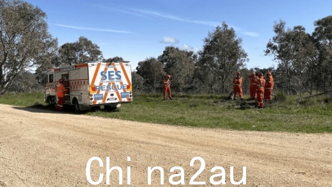 轻型飞机坠毁在距离雷德斯代尔乡村小镇约 45 公里处的一处房产上,一名男子死亡本迪戈东南部。图片:Gianni Francis。