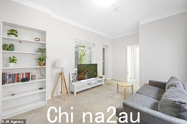 位于风景如画的百年纪念公园边缘,根据 Domain