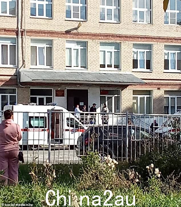 国民警卫队被召来逮捕一名嫌疑人,因为救护车将受害者送往医院