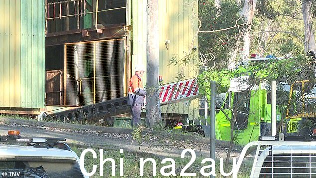 接到工作场所事故报告后,在农村矿井中发现了一具尸体