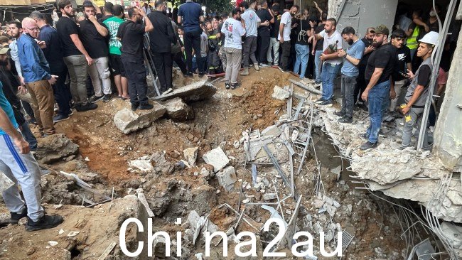 由于以色列和真主党之间的冲突不断升级,澳大利亚政府警告在黎巴嫩的澳大利亚人“立即”离开。图片:美联社照片/Bilal Hussein