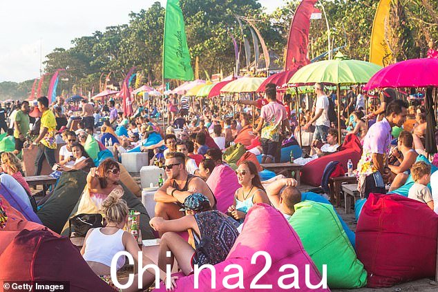 巴厘岛要求禁止在岛上的旅游热点地区建造新的酒店和夜总会(库存照片)