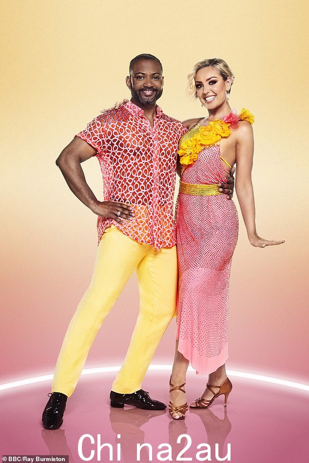 威尔士舞者将表演与 Leo Sayer 的《When I Need You》一起跳华尔兹,与她的名人搭档 JB Gill,37