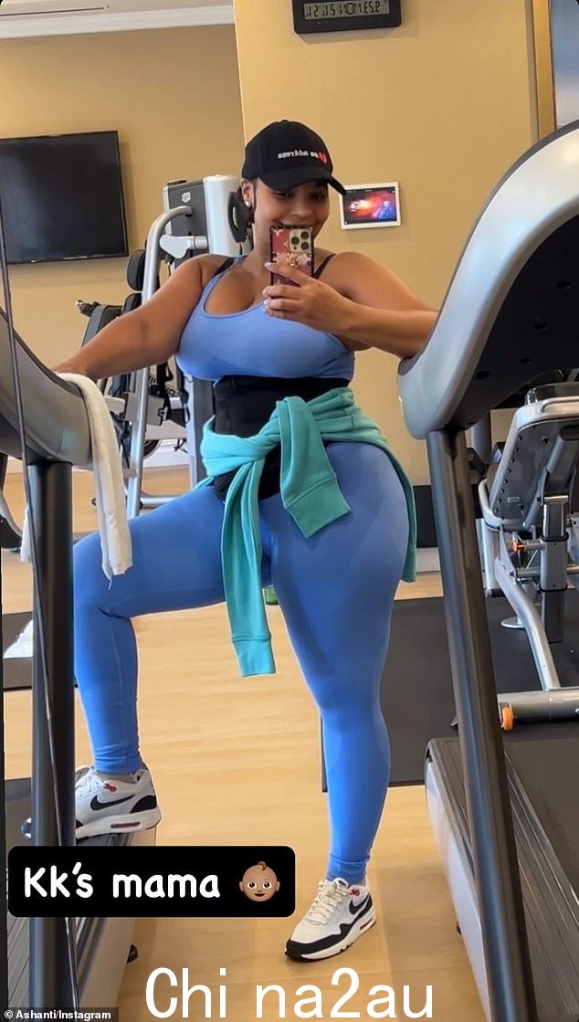 Nelly 的妻子 Ashanti 在生下男婴两个月后,在一次激烈的锻炼中证明了她是多任务处理女王