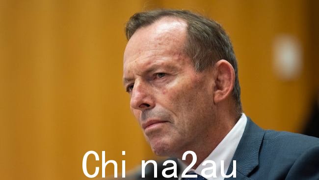 前总理托尼·阿博特 (Tony Abbott) 加入了对阿尔巴尼亚政府虚假信息法案的批评行列,联盟党将正式反对这些新措施。图片:NCA NewsWire / Martin Ollman。