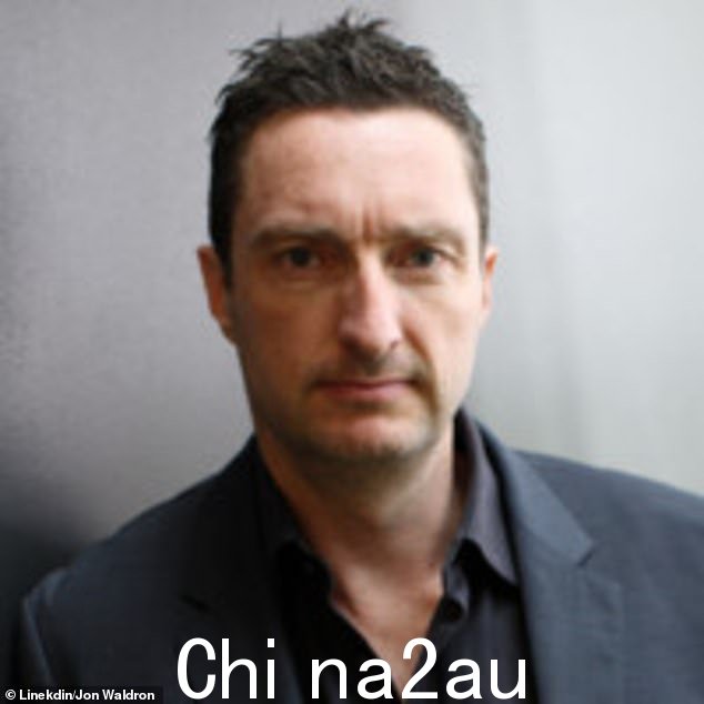 乔恩·沃尔德伦 (Jon Waldron),53 岁,(如图)因接受巨额回扣于周五在新南威尔士州地方法院被判处最高六年零八个月的监禁