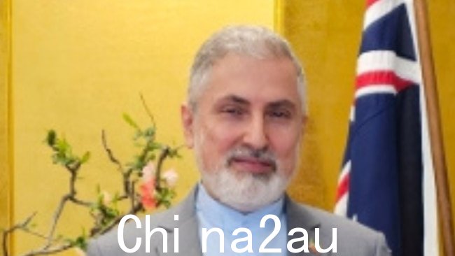 据报道,伊朗驻澳大利亚大使艾哈迈德·萨德吉(Ahmad Sadeghi)因在社交媒体上发布支持恐怖分子头目的帖子而受到批评,被迫面对外交贸易部被以色列杀了。图片:X