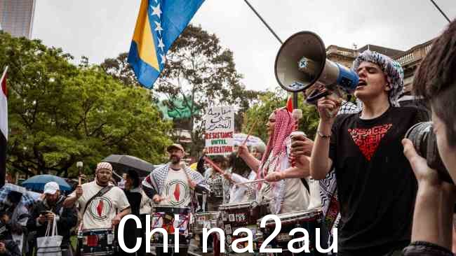 尽管受到两个主要政党的批评,组织者仍决心推进周日的抗议活动,尽管他们还敦促与会者和平示威,不要携带支持哈马斯和真主党。图片:NewsWire/Tamati Smith