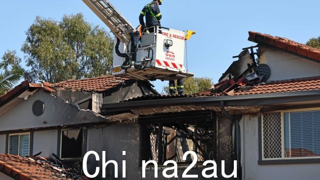 当局能够安全地周一首次调查该房产内部,发现了瑞安女士的遗体。图片:NewsWire/Tertius Pickard
