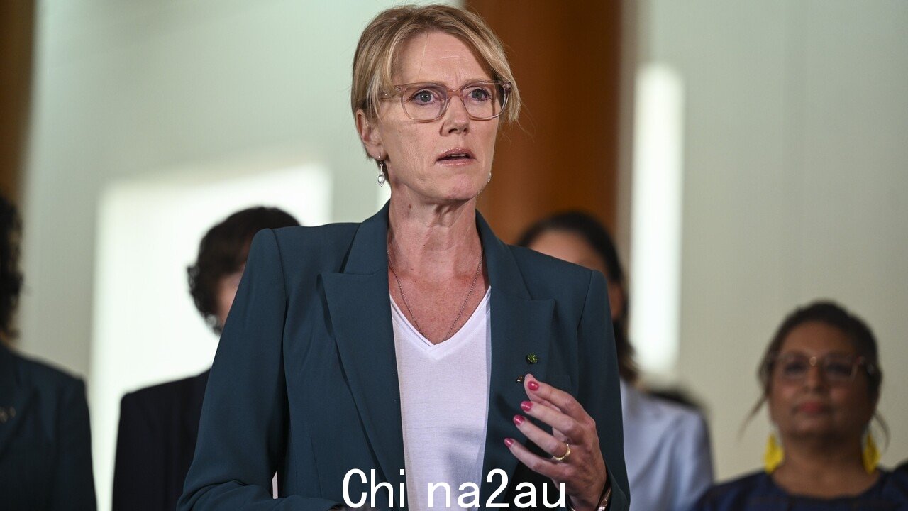 '对青色的考验':政府和反对派在 10 月 7 日动议上分歧