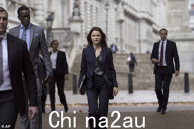 周四,当流媒体宣布心爱的电视剧《外交官》续订第三季时,Netflix 粉丝们欣喜若狂
