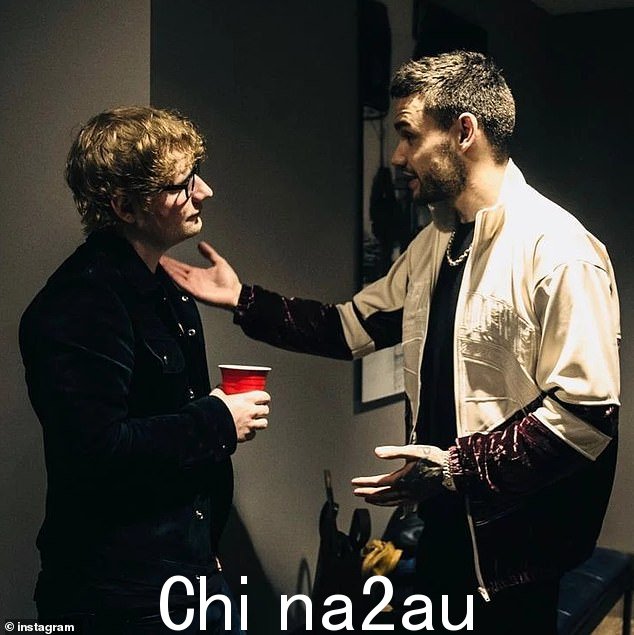 当时,Liam 告诉她,Ed 选择与他合作让她感到多么“幸福”