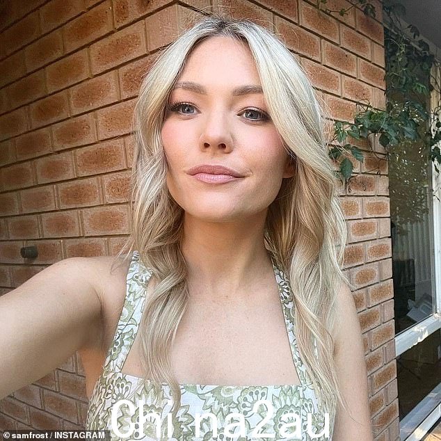 真人秀明星电台主持人 Sam Frost(如图)也被建议作为潜在的替代者