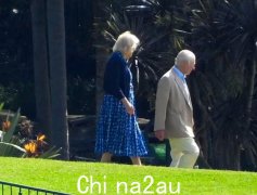 访问澳大利亚的第一天，查尔斯和他的妻子被拍到晨间散步！他们住在这里......（照片）