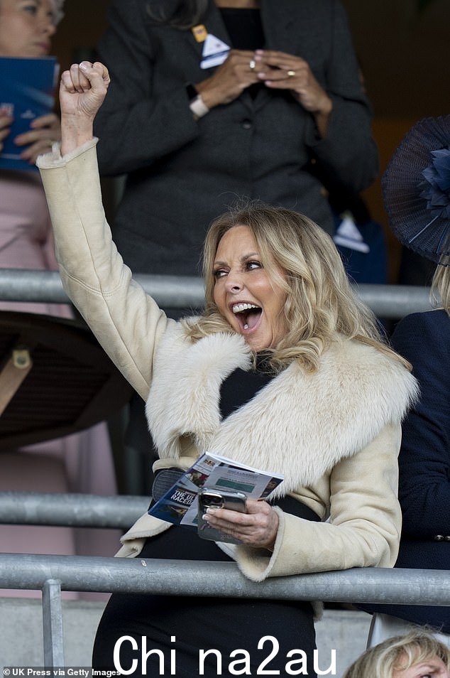 卡罗尔·沃德曼 (Carol Vorderman) 在周六的 QIPCO 英国冠军日在阿斯科特赛马场获胜后,表现得非常活跃,她很高兴