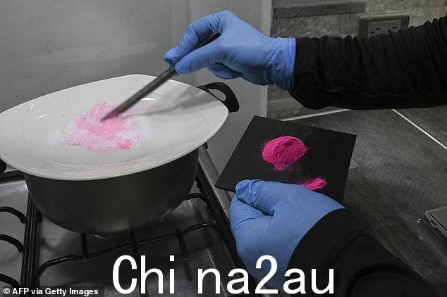 尽管被称为粉红可卡因,但该药物实际上并不含有同名药物,至少在大多数情况下