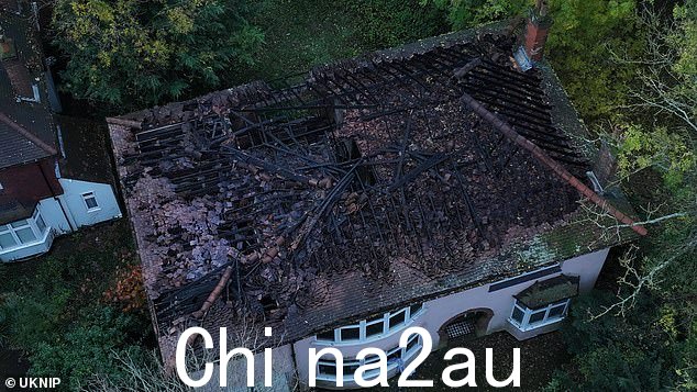 警方发言人表示:'这是一项积极的调查,警方对这些事件是否有关联持开放态度'