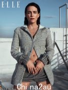 猫王的孙女莱莉·克奥 (Riley Keough) 表示，不知道自己“特权”的尼波婴儿是“白痴”，但她也承认，名声导致了她已故母亲丽莎在《ELLE》坦诚的访谈中垮台