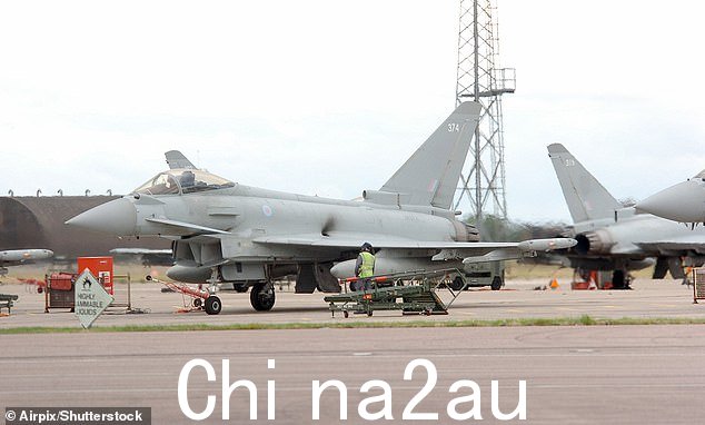 所有英国皇家空军飞行员均应根据改革英国军队的激进新计划在美国接受训练(资料图片)
